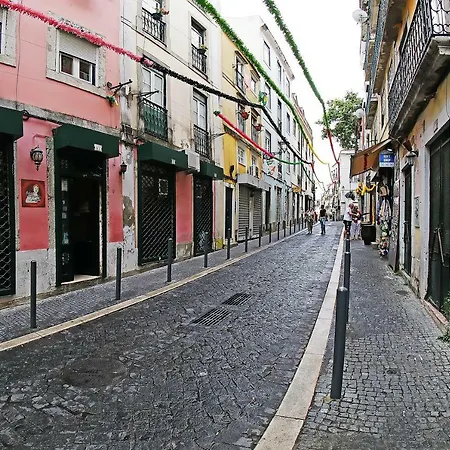 Romantichome At Alfama's Heart Lisboa