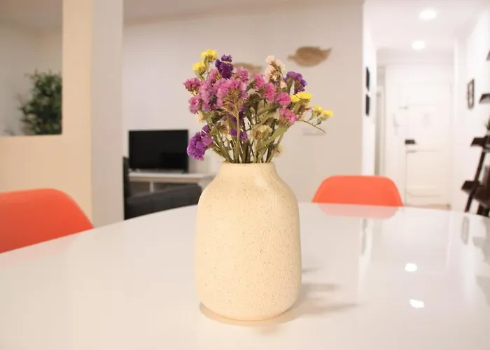 Romantichome At Alfama's Heart *