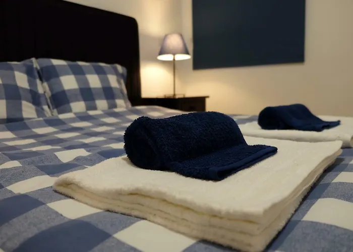 Romantichome At Alfama's Heart Lissabon