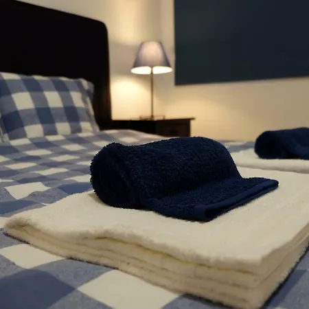 Romantichome At Alfama's Heart Lizbona